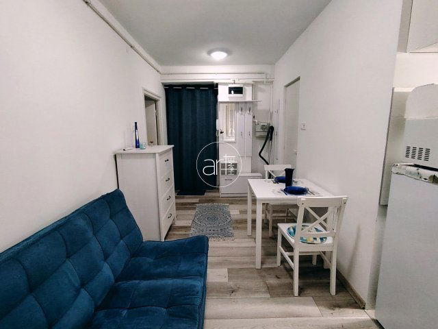 Kiadó téglalakás, albérlet, Szegeden, Petőfi Sándor sugárúton