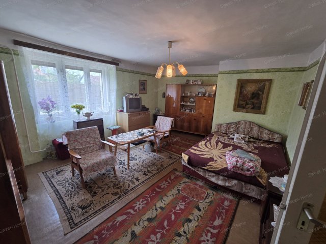 Eladó családi ház, Tiszaalpáron 32 M Ft, 3 szobás