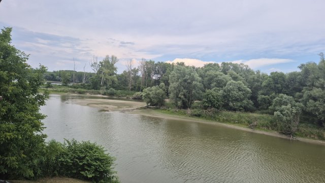 Eladó nyaraló, Véneken 119 M Ft, 3 szobás / költözzbe.hu