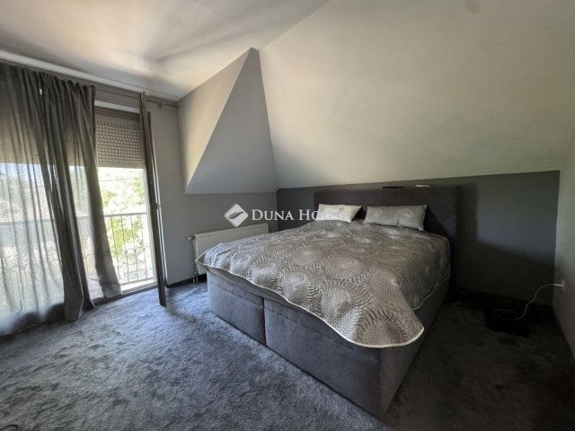 Eladó családi ház, Budapesten, IV. kerületben 199 M Ft, 6 szobás