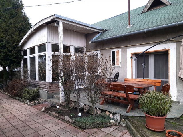 Eladó családi ház, Szabadbattyánban 60 M Ft, 2 szobás