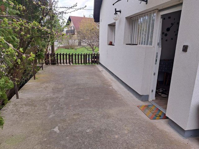 Kiadó családi ház, albérlet, Érden 150 E Ft / hó, 1 szobás