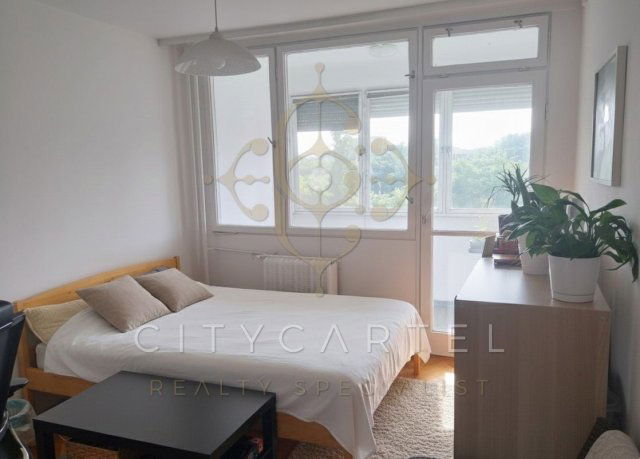 Eladó panellakás, Budapesten, III. kerületben 76.99 M Ft