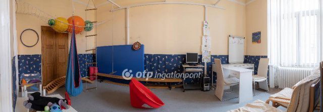 Eladó téglalakás, Debrecenben 99.9 M Ft, 3+1 szobás