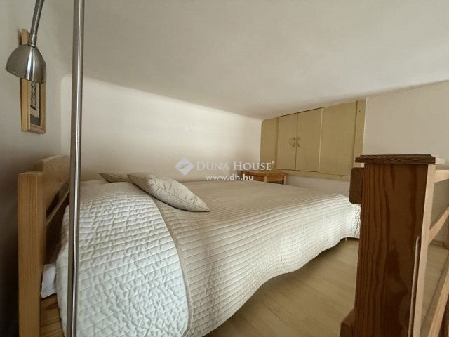 Eladó téglalakás, Budapesten, VIII. kerületben 126.75 M Ft