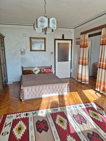 Eladó téglalakás, Szombathelyen 52 M Ft, 3 szobás