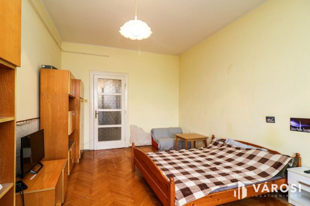 Eladó téglalakás, Békéscsabán 28 M Ft, 1 szobás