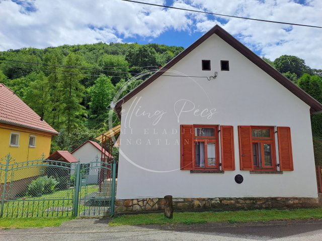 Eladó családi ház, Óbányán 39.9 M Ft, 2 szobás