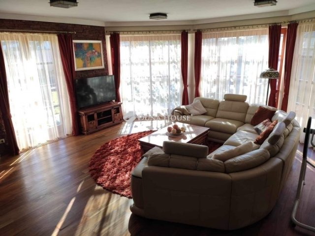 Eladó családi ház, Halásztelken 195 M Ft, 5 szobás