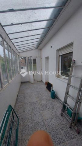 Eladó családi ház, Turán 45 M Ft, 3 szobás