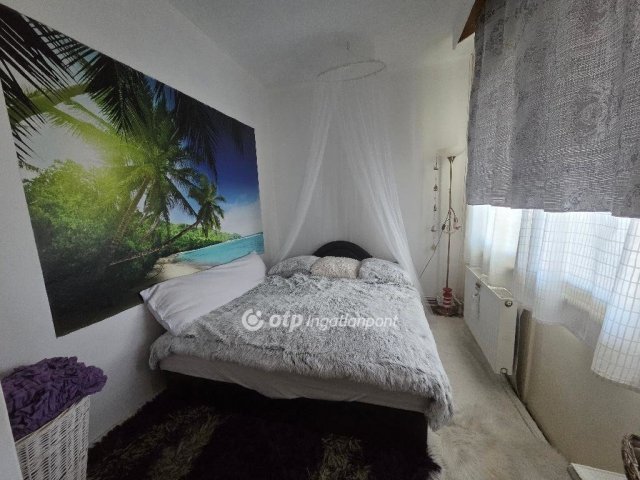 Eladó téglalakás, Mezőhegyesen 16.9 M Ft, 2+1 szobás