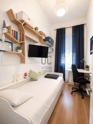Eladó téglalakás, Budapesten, V. kerületben 119.99 M Ft
