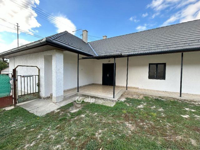 Eladó családi ház, Iregszemcsén 28.9 M Ft, 3 szobás