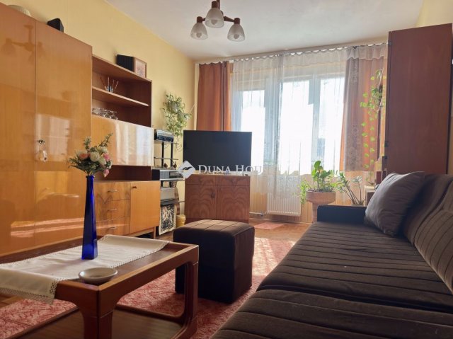 Kiadó panellakás, albérlet, Budapesten, III. kerületben