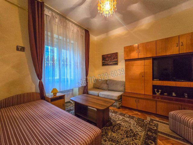 Eladó téglalakás, Sopronban 68 M Ft, 2 szobás