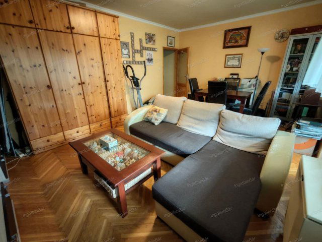 Eladó téglalakás, Nyíregyházán 44.999 M Ft, 2 szobás