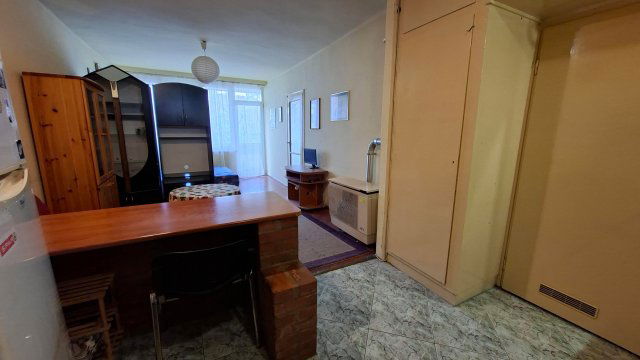 Kiadó téglalakás, albérlet, Pécsett, Haas Mihály téren