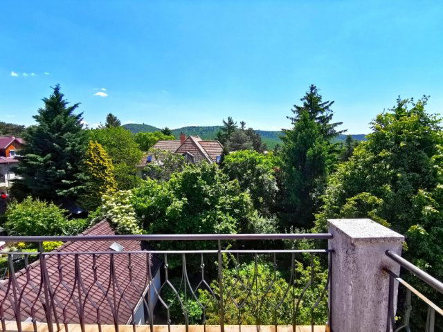 Eladó családi ház, Budakeszin 169.9 M Ft, 7 szobás