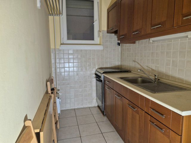 Eladó panellakás, Budapesten, XIV. kerületben, Gvadányi utcában