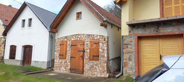 Eladó nyaraló, Velencén 24.9 M Ft, 1 szobás