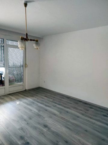 Eladó panellakás, Veszprémben 46 M Ft, 2 szobás