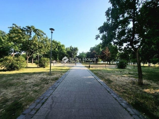 Eladó téglalakás, Budapesten, VII. kerületben 73 M Ft, 3 szobás