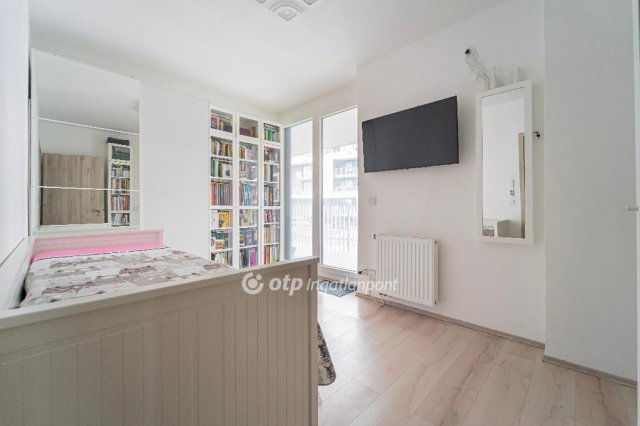 Eladó téglalakás, Budapesten, IV. kerületben 165 M Ft, 4 szobás