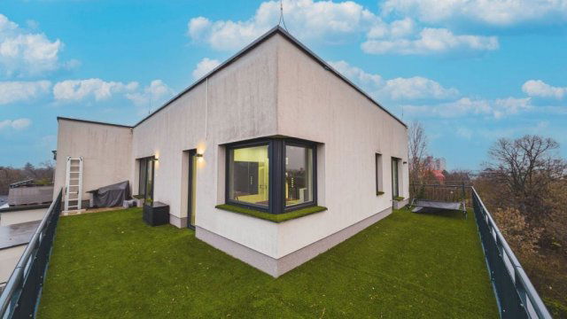 Eladó téglalakás, Budapesten, XV. kerületben 160 M Ft, 3 szobás