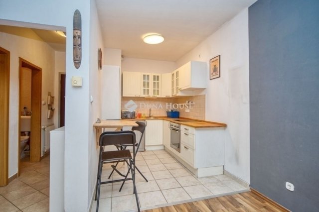 Eladó téglalakás, Budapesten, XI. kerületben 84.9 M Ft, 2 szobás
