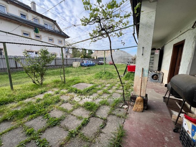 Eladó családi ház, Budapesten, XV. kerületben 109.9 M Ft