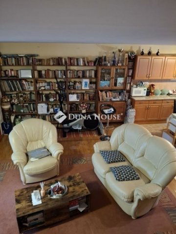 Eladó téglalakás, Budapesten, XX. kerületben 120 M Ft