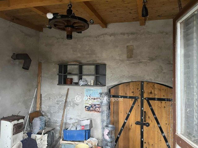 Eladó mezogazdasagi ingatlan, Szekszárdon 3.5 M Ft