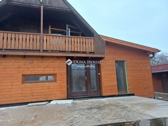 Eladó családi ház, Dunaharasztin 95.5 M Ft, 4+1 szobás