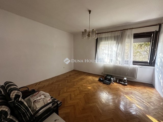 Eladó családi ház, Pellérden 64.9 M Ft, 5 szobás