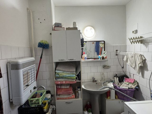 Eladó családi ház, Kiskörén 7.5 M Ft, 4 szobás