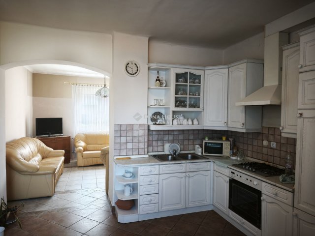 Eladó téglalakás, Szombathelyen 78 M Ft, 3+2 szobás