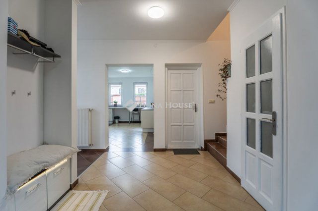 Eladó ikerház, Csömörön 139.9 M Ft, 4 szobás