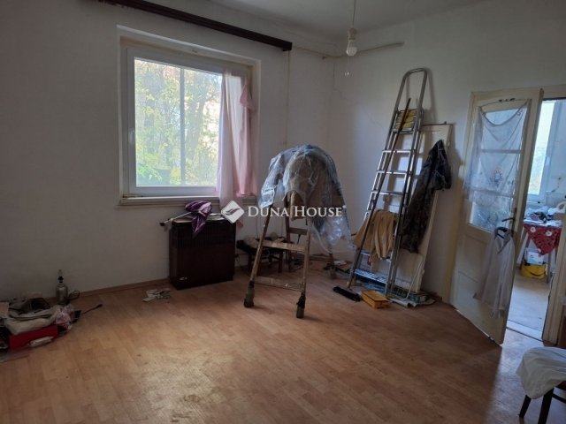 Eladó családi ház, Budapesten, XXI. kerületben 85 M Ft, 7 szobás