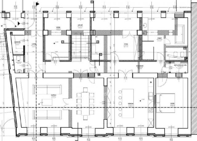 Eladó téglalakás, Szegeden 590 M Ft, 6 szobás