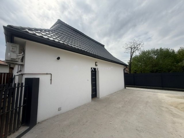 Eladó családi ház, Vecsésen 97.9 M Ft, 4 szobás