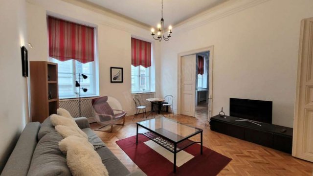 Kiadó téglalakás, albérlet, VI. kerületben, Andrássy úton