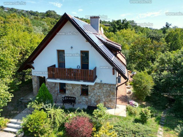 Eladó családi ház, Szentendrén 169.9 M Ft, 5 szobás