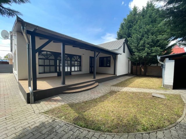 Eladó családi ház, Harkányban 89.9 M Ft, 4 szobás