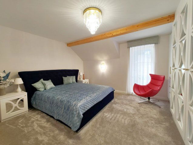 Eladó családi ház, Nyíregyházán 245 M Ft, 5 szobás