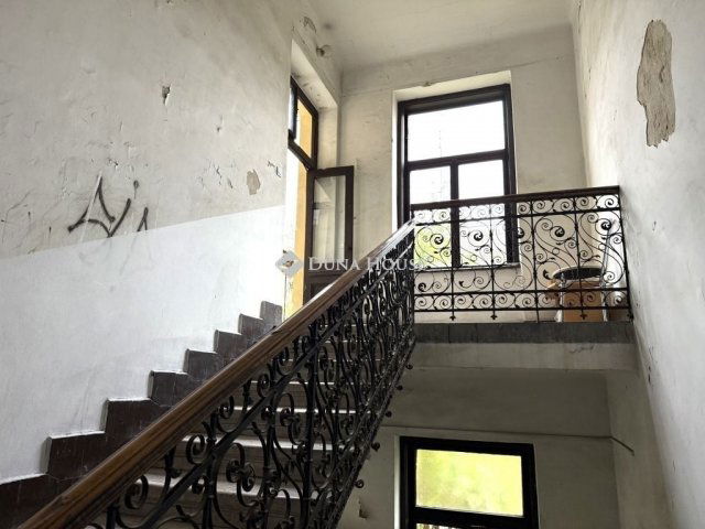 Eladó téglalakás, Budapesten, VII. kerületben 45 M Ft, 1 szobás