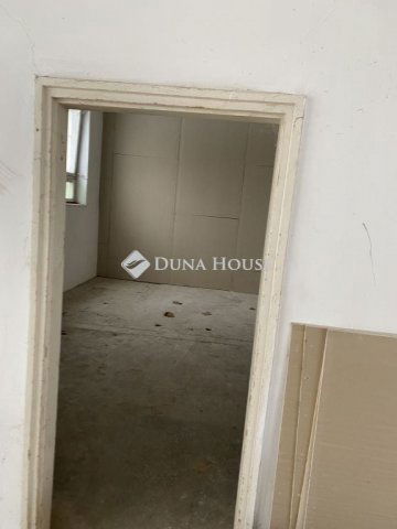 Kiadó ipari ingatlan, Dunakeszin 292 E Ft / hó