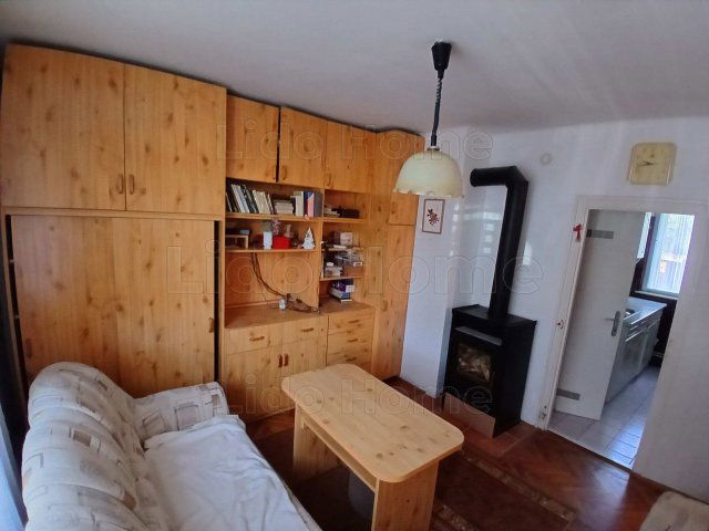 Eladó nyaraló, Győrött 63 M Ft, 3 szobás / költözzbe.hu