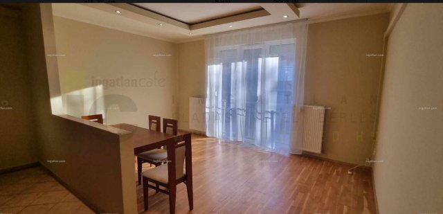 Kiadó téglalakás, albérlet, Szegeden 180 E Ft / hó, 1+1 szobás