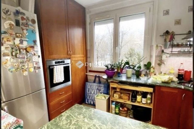 Eladó panellakás, Budapesten, X. kerületben 75.9 M Ft, 2+2 szobás