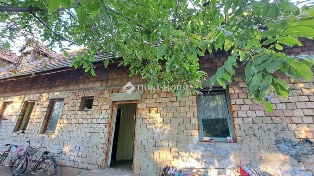 Eladó ikerház, Gyálon 33.5 M Ft, 4 szobás / költözzbe.hu